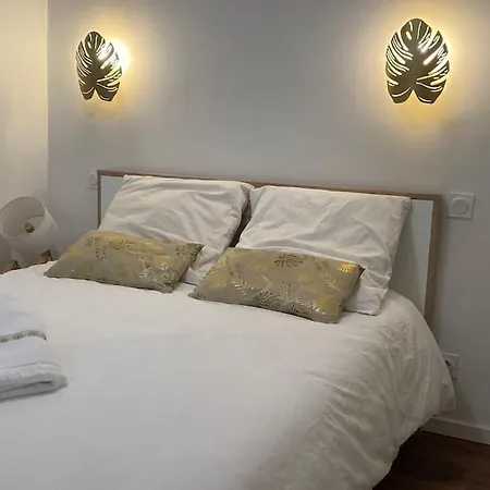 Apartment * De Gamme Centre * *