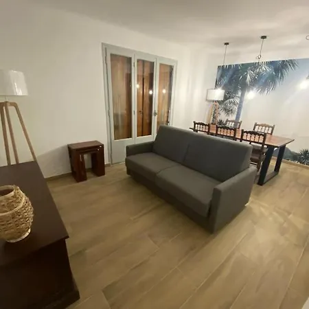 Apartment * De Gamme Centre * *